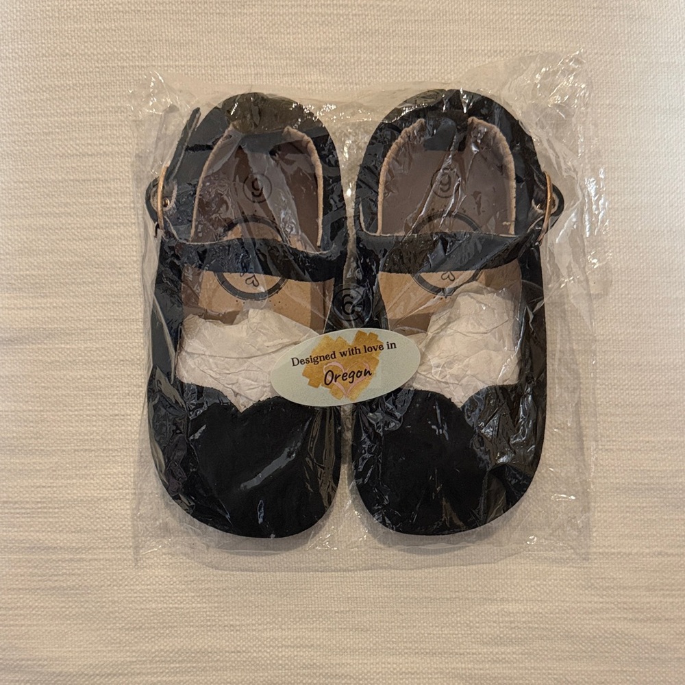 Size 6 Little Love Bug Black Mary Jane. NWT. In original packaging.